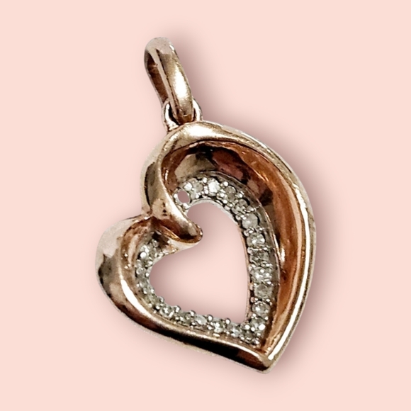 Jewelry - 10K Rose Gold Diamond Heart ❤️ Pendant